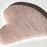Guasha-Kratzer aus Rosenquarz D4861