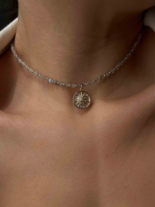 Choker with a sun (flower) pendant made of natural stones 5212