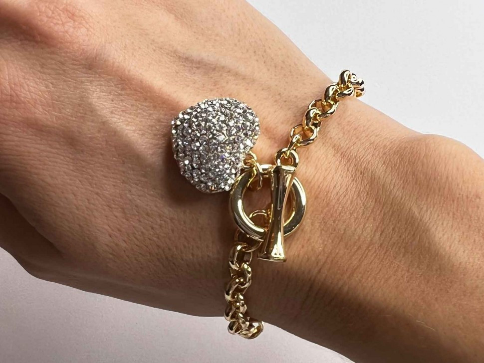 Armband mit Herzanhänger D4928
