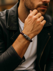 Lebijou Natural Garnet Bracelet with Tibetan Dzi Beads 4677