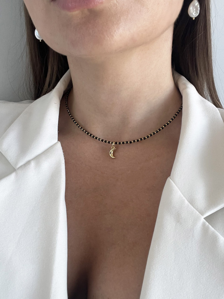 Spinell- und Perlenarmband-Choker mit Mondanhänger D5104