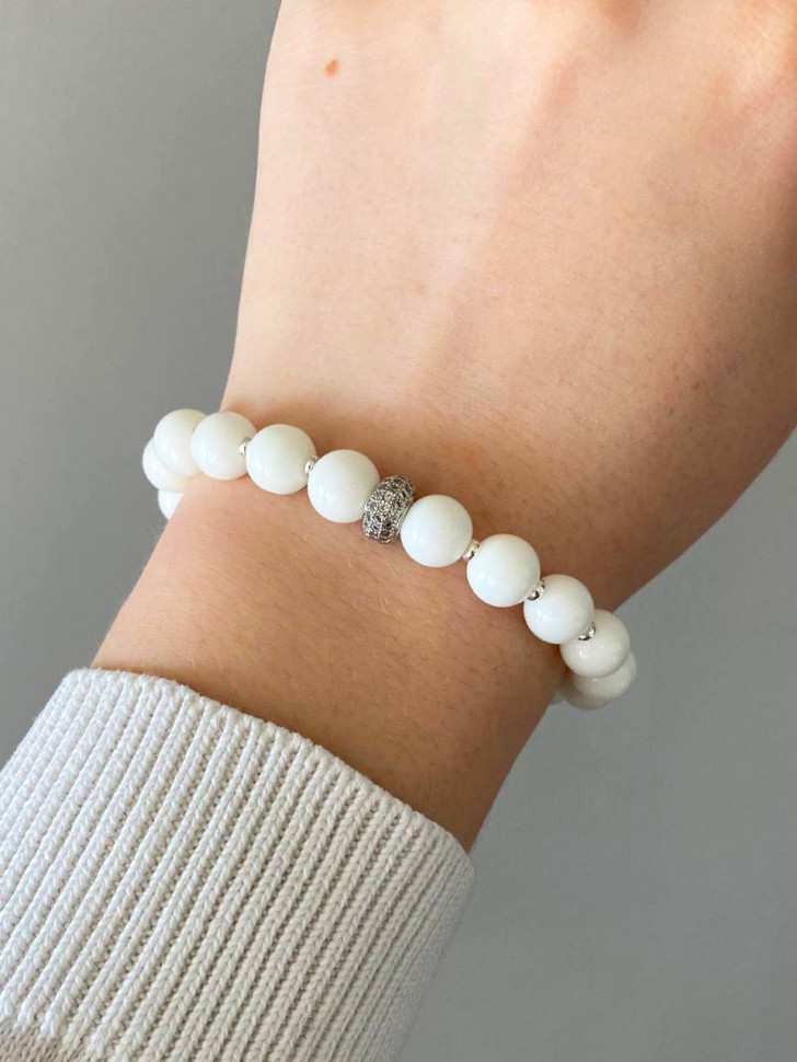 Weißes Armband D4752