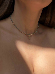 Choker aus Naturstein mit Mondanhänger 5046