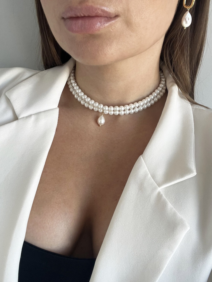 Halsband mit Perlmutt in zwei Reihen D4807