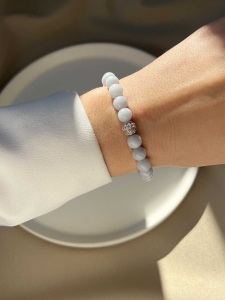 Aquamarine bracelet with a bead 4913