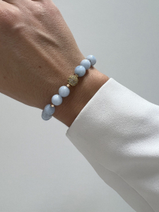 Aquamarine bracelet with gold hardware 4489