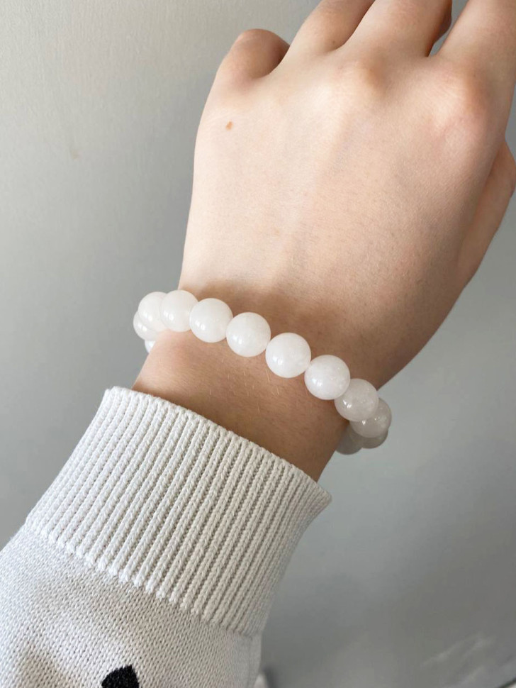 Armband aus weißem Jadeit D4984