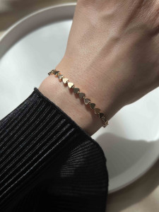 Golden bracelet with hearts 5624