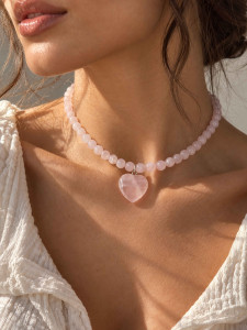 Choker aus rosafarbenem Quarz mit einem Herzanhänger 5253.