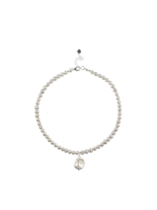 Pearl choker with a pearl pendant 5255