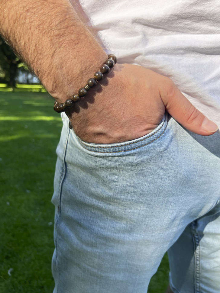 Stilvolles Herrenarmband aus Naturstein D4535