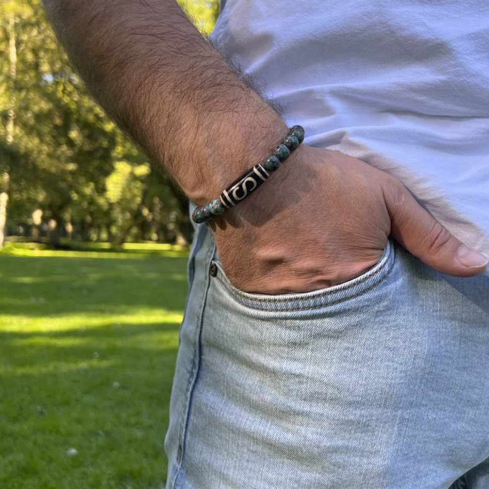 Herrenarmband aus Jadeit und dreiaugiger Dzi-Perle D4689