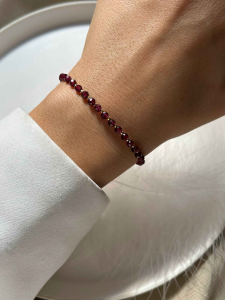 Garnet Bracelet 5572