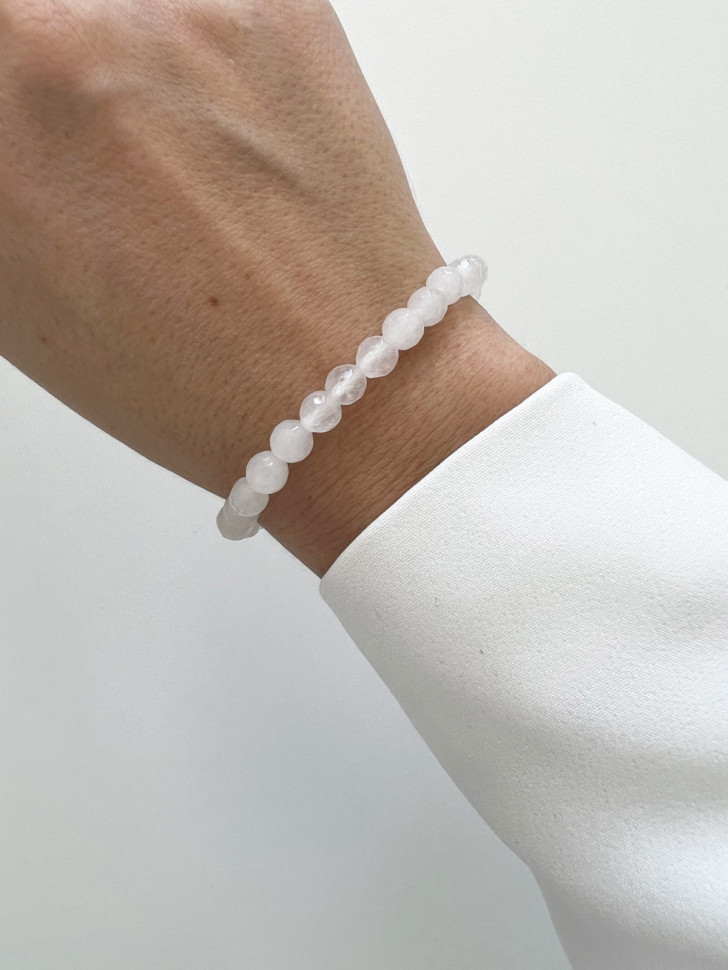 Dünnes Armband aus rosa Quarz D4799