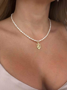Pearl choker with a pendant featuring the coat of arms of Ukraine 5070