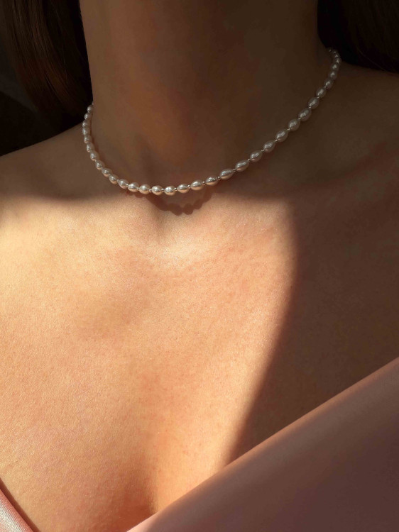Choker aus kleinen Perlen 4734