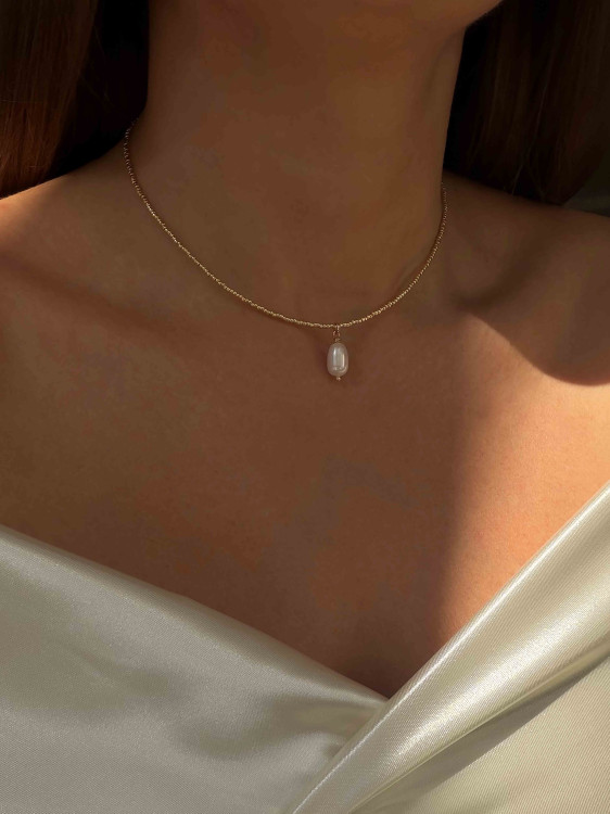 Choker aus japanischen Perlen mit einer Perle 4738