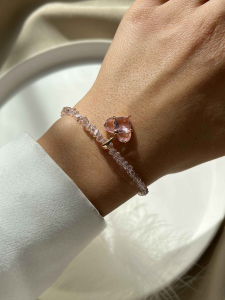 Pink crystal bracelet with a pendant 5582