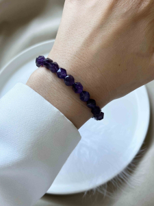 Amethyst Bracelet 4954 crafted from natural stone by Lebijou