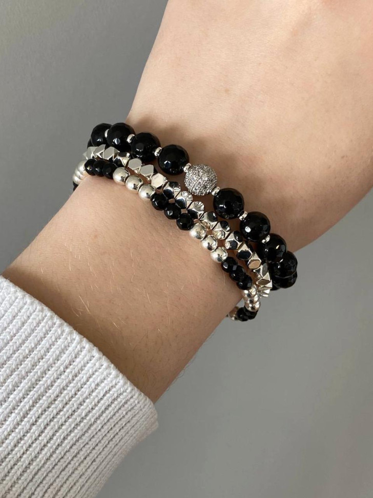 Set aus Achat und Hämatit Armbändern D4628