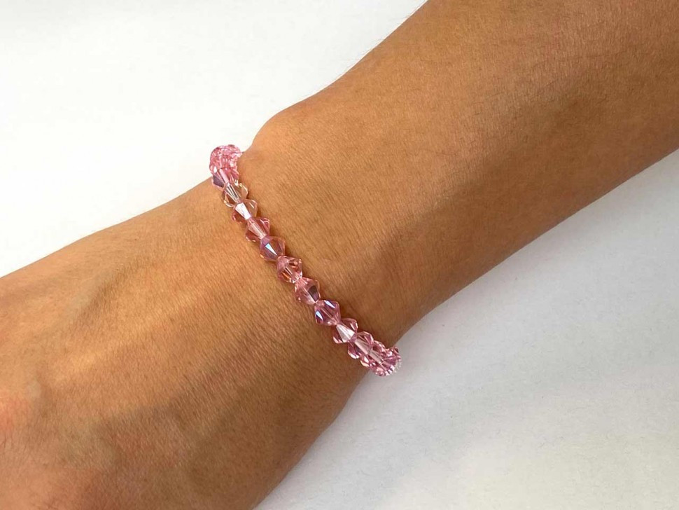 Armband mit Swarovski-Steinen D4757