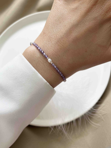 Purple bracelet with pearls 5086