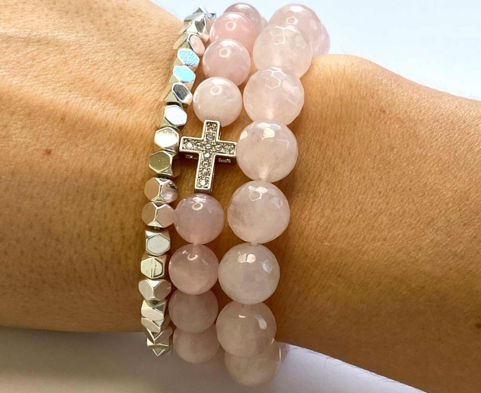Set aus drei Armbändern aus natürlichen Steinen D4642