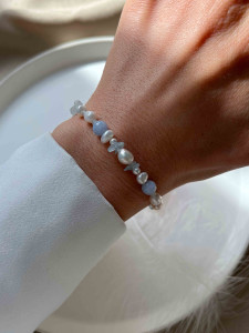 Aquamarine and pearl bracelet 5335