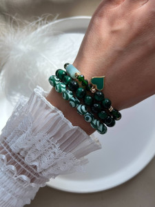 Set aus Armbändern mit Natursteinen 4972