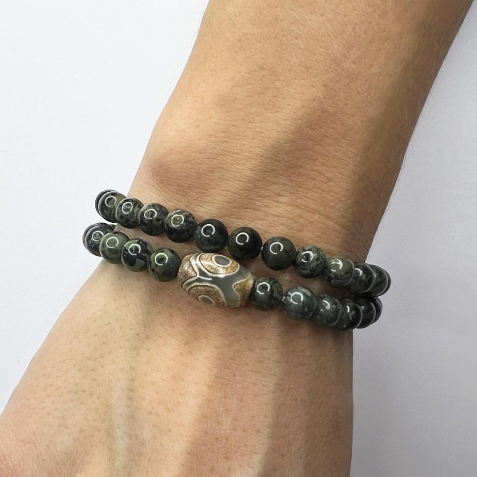 Set "Jadeit" aus Armbändern D5101