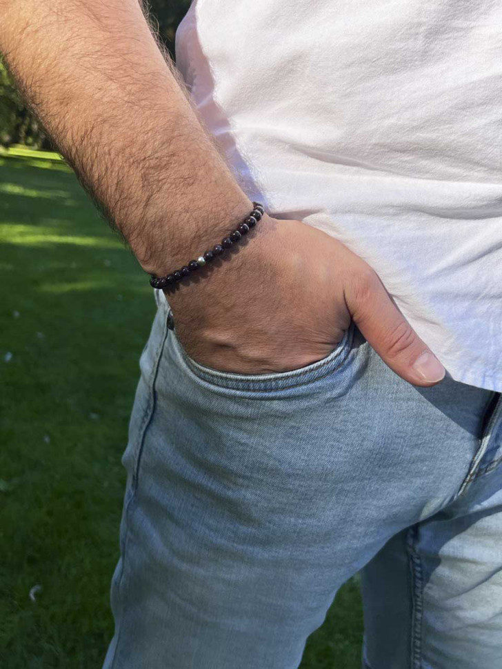 Herrenarmband aus Granatstein D4903