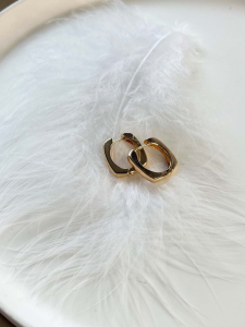 Square earrings in gold tone 5396