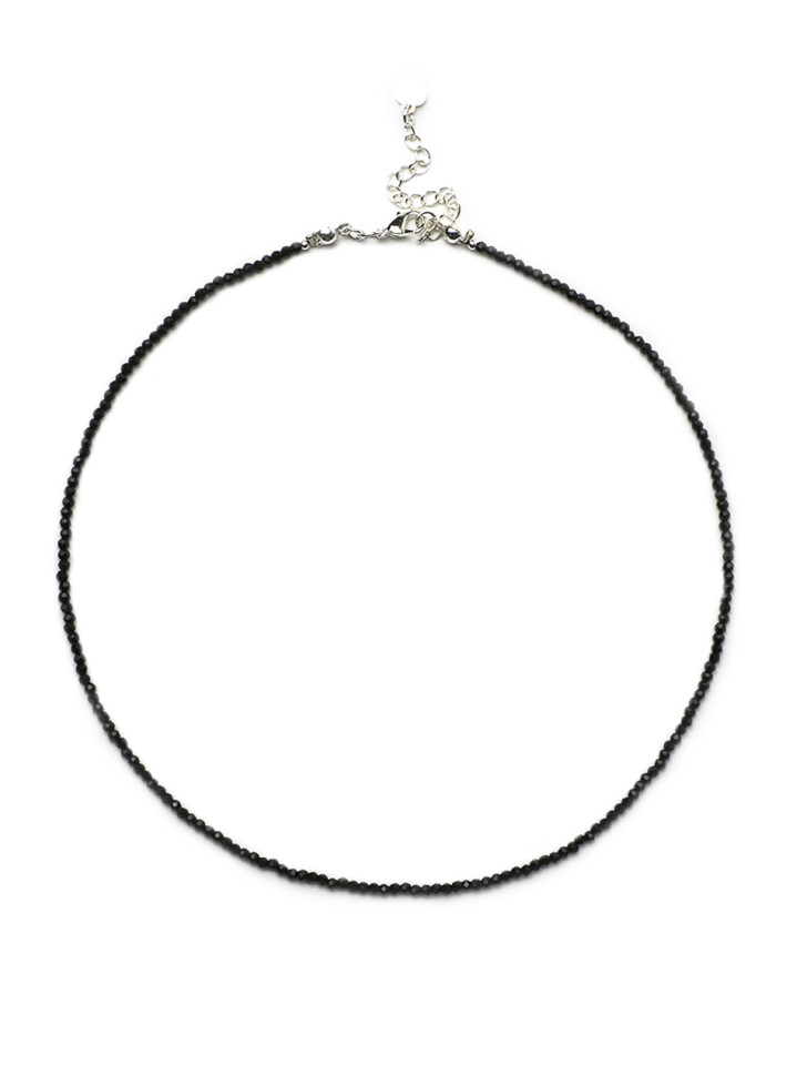 Schwarzer funkelnder Spinell-Choker D4702