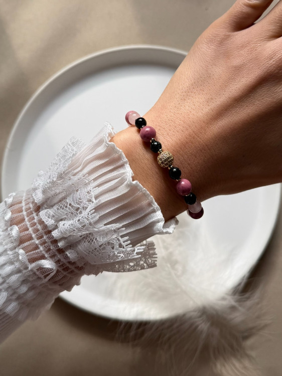 Stier Sternzeichen-Armband mit Edelsteinen